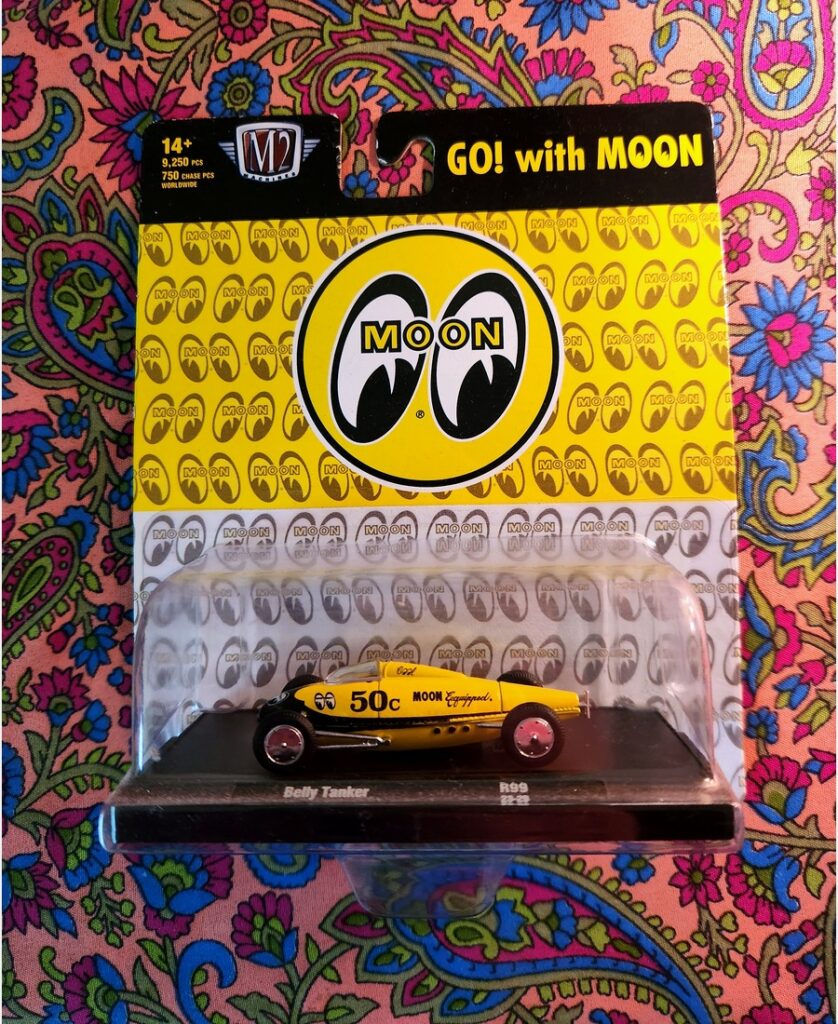 M2 Machines Mooneyes Belly Tanker Go with Moon 1:64 diecast limited edition